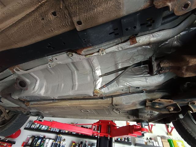 Ford Galaxy – Kontrola spodku vozu