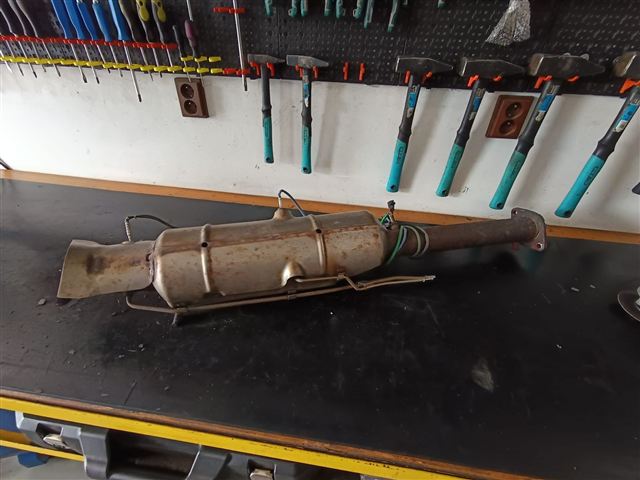 Ford Galaxy – Vymontovaný filtr DPF
